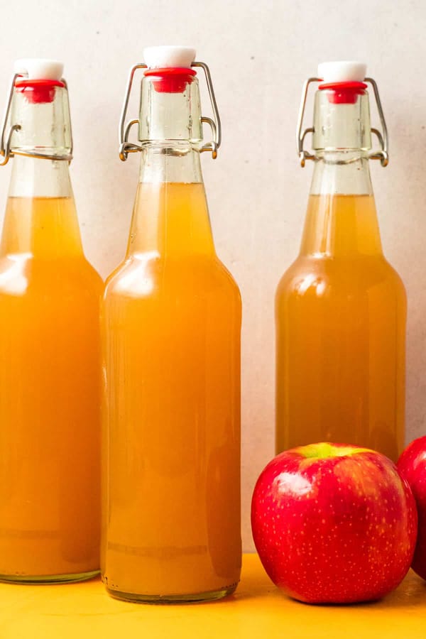 How to Make Homemade Sweet Apple Cider